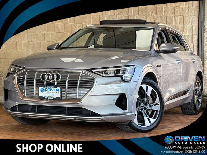 2022 Audi e-tron quattro Premium Plus