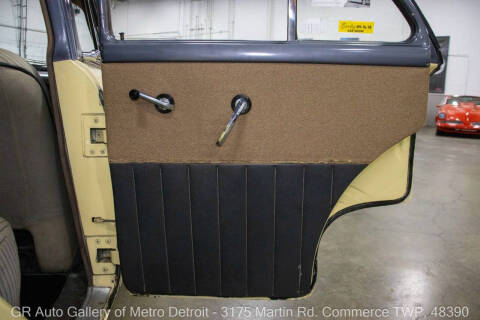 1951 Packard 200 Deluxe