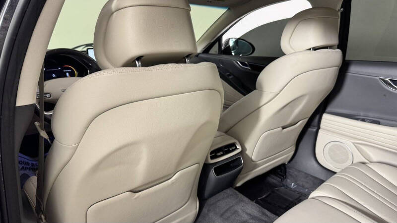 2021 Genesis G80