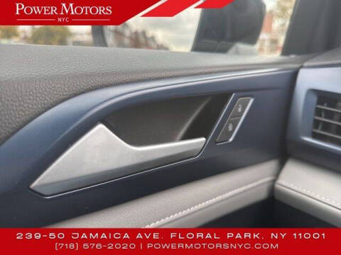 2023 Volkswagen Taos SE 4Motion