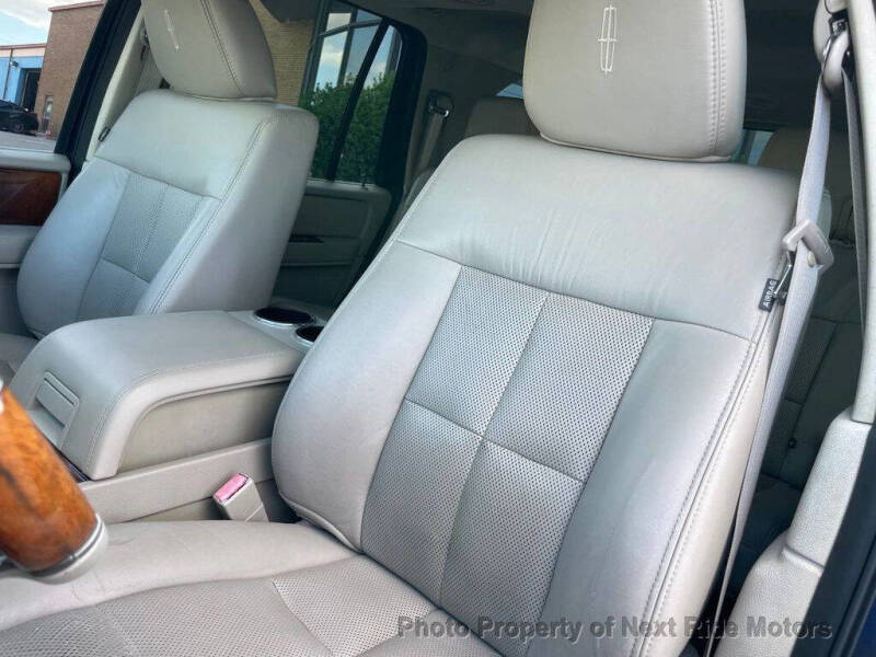 2011 Lincoln Navigator