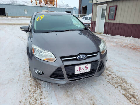 2014 Ford Focus for sale at J & S Auto Sales in Thompson ND