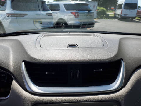 2017 Chevrolet Traverse LS
