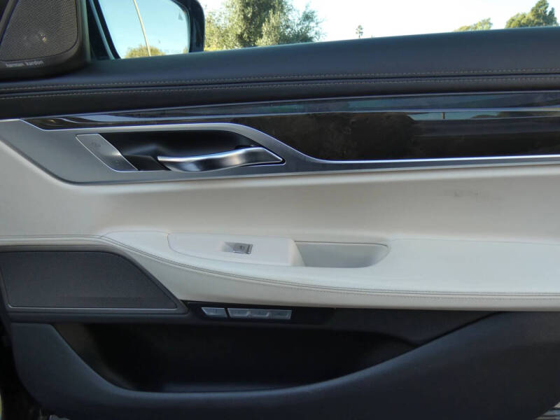 2016 BMW 7 Series 750i xDrive