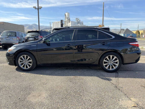 2015 Toyota Camry Hybrid