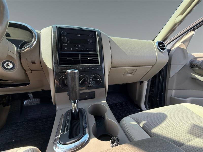 2007 Ford Explorer Sport Trac XLT