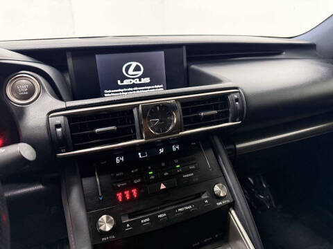 2018 Lexus IS 300