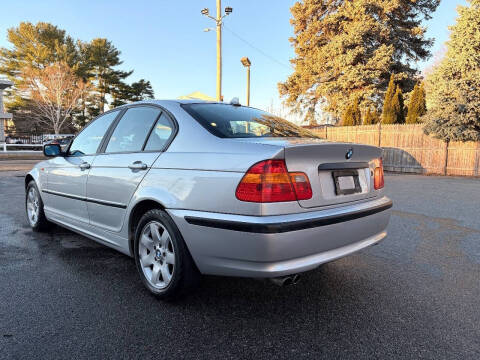 2004 BMW 3 Series 325xi