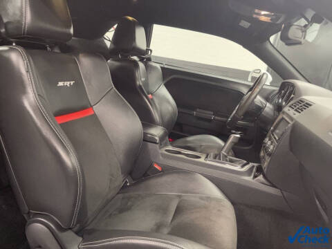 2014 Dodge Challenger SRT8