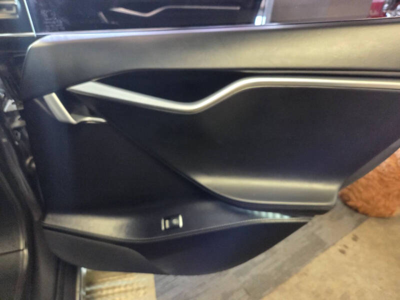 2016 Tesla Model S