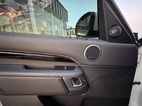 2020 Land Rover Discovery SE