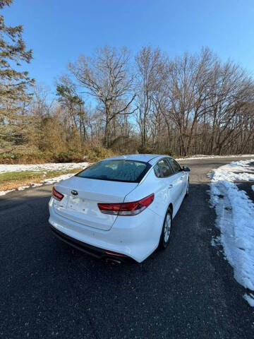 2017 Kia Optima LX