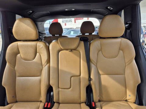 2018 Volvo XC90 T5 Momentum 7-Passenger