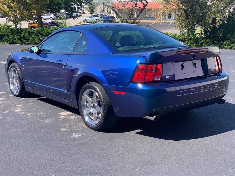 2004 Ford Mustang SVT Cobra