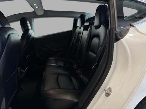 2020 Tesla Model 3 Long Range