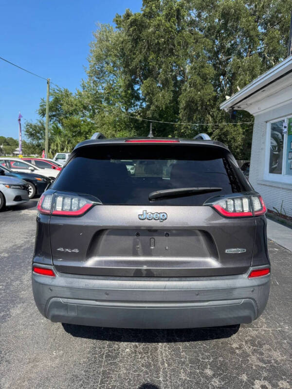 2019 Jeep Cherokee Latitude Plus