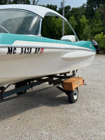 1961 Glastron Classic