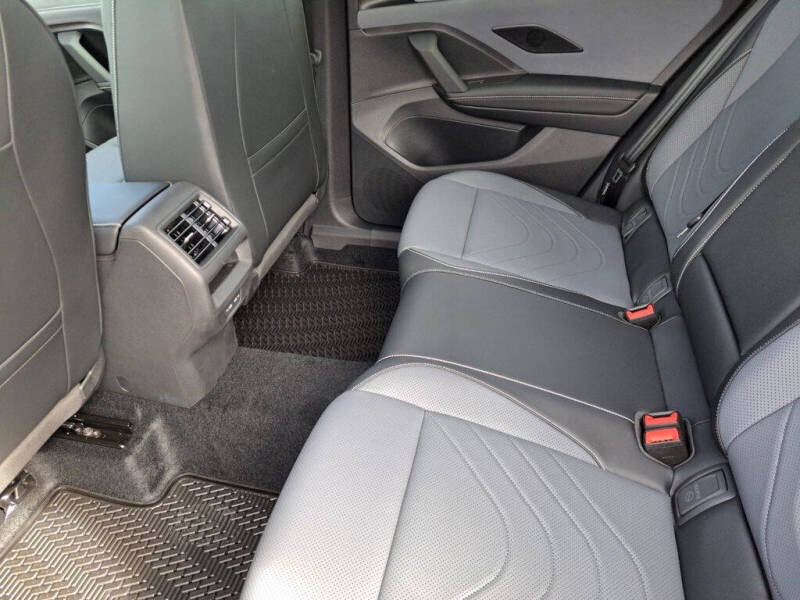 2025 Volkswagen Tiguan SE