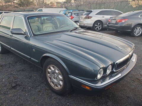 2000 Jaguar XJ-Series for sale at M & M Auto Brokers in Chantilly VA