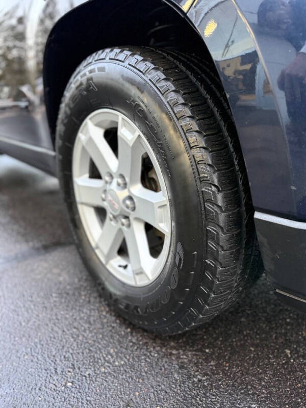 2015 GMC Acadia SLE-2