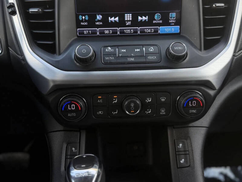 2019 GMC Acadia SLT-1