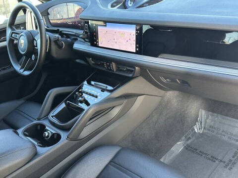 2024 Porsche Cayenne Coupe