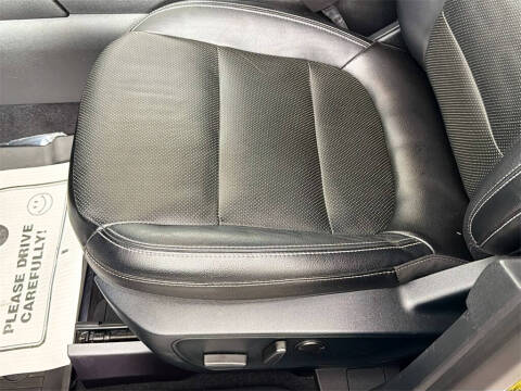 2020 Ford Escape Hybrid Titanium
