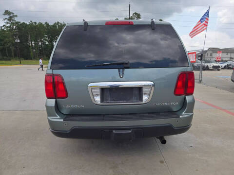 2005 Lincoln Navigator Luxury