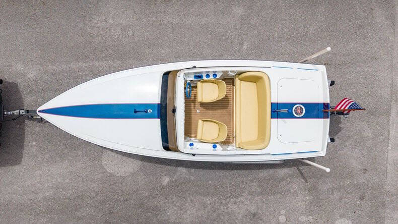 1986 Donzi Marine Minx 20'