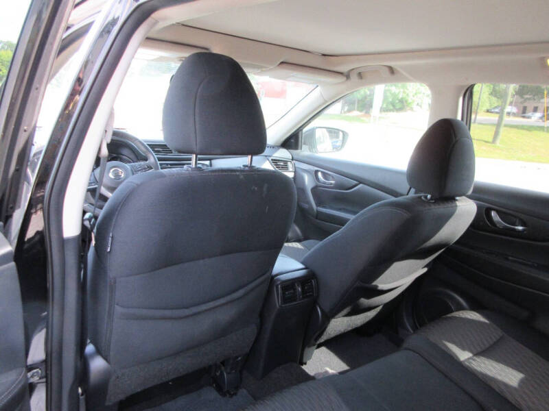 2017 Nissan Rogue SV