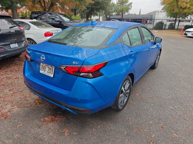 2023 Nissan Versa SV