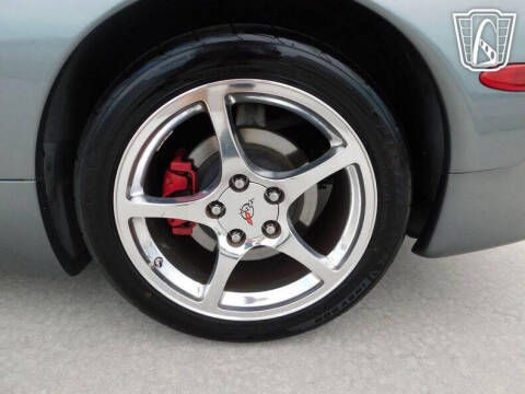 2004 Chevrolet Corvette