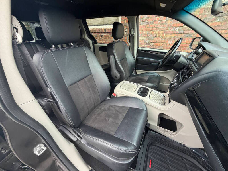 2020 Dodge Grand Caravan SXT