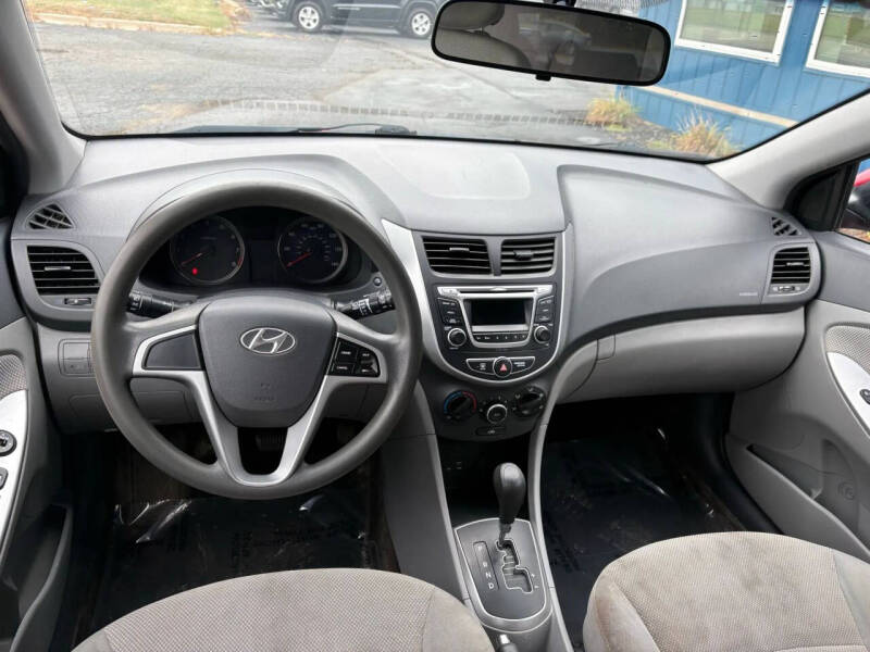 2014 Hyundai Accent GS