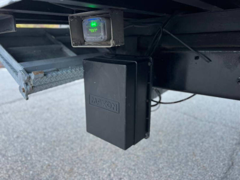 2020 Freightliner M2 106