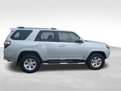 2020 Toyota 4Runner SR5