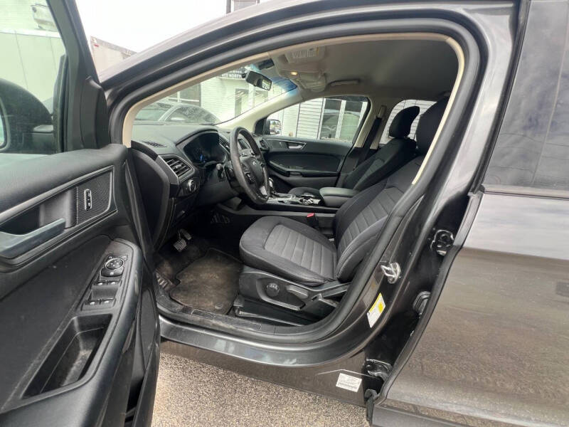 2017 Ford Edge SE