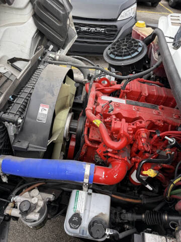 2022 Freightliner M2 106