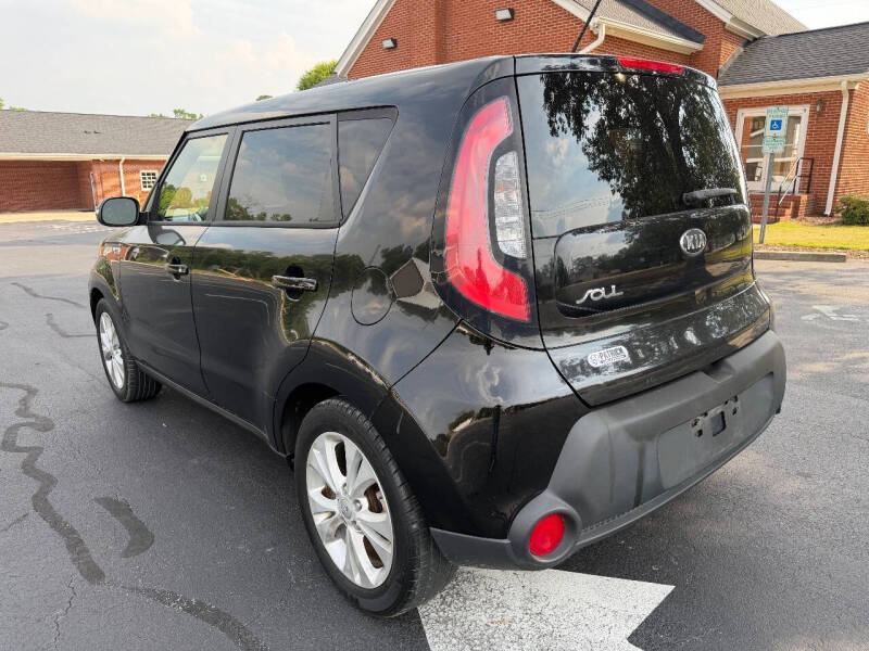 2014 Kia Soul +