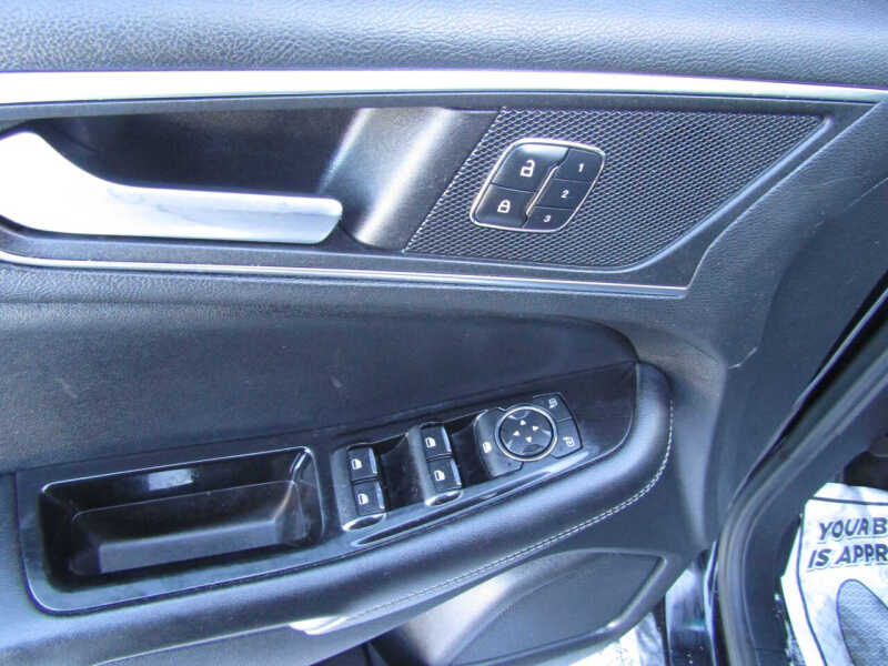 2016 Ford Edge Sport