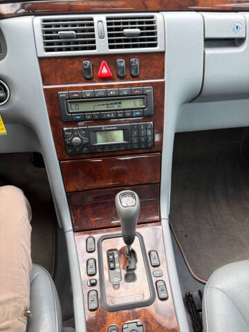 2000 Mercedes-Benz E-Class E 320