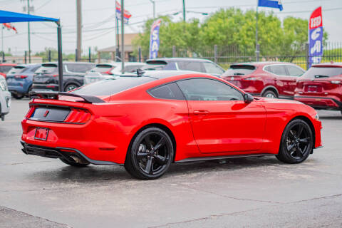 2022 Ford Mustang EcoBoost