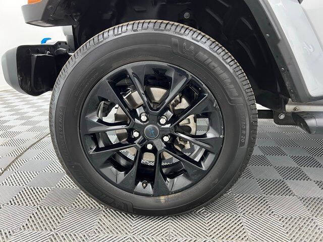 2024 Jeep Wrangler Sahara 4xe