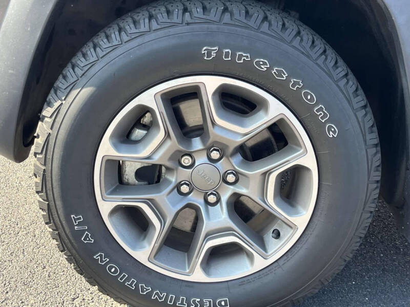 2022 Jeep Cherokee Trailhawk