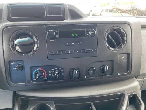 2014 Ford E-Series E-250