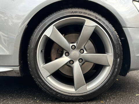 2016 Audi A4 2.0T quattro Premium Plus