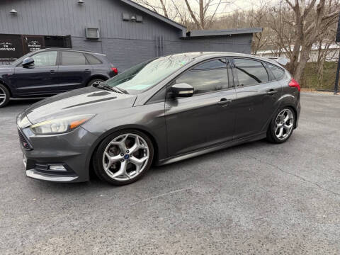 2017 Ford Focus ST