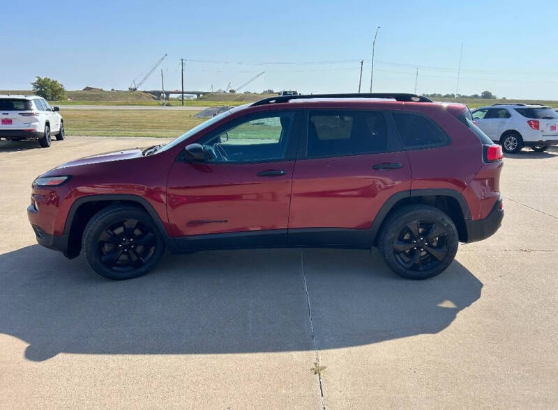 2016 Jeep Cherokee Sport Altitude