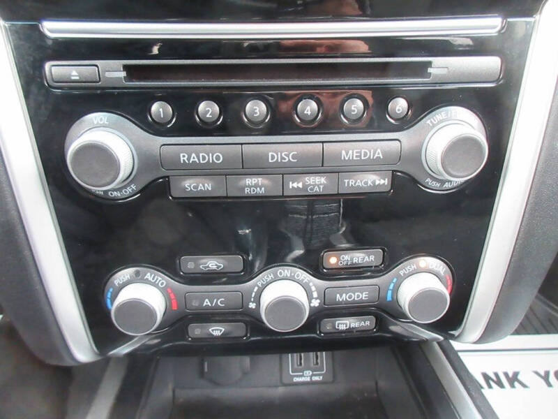 2018 Nissan Pathfinder SV