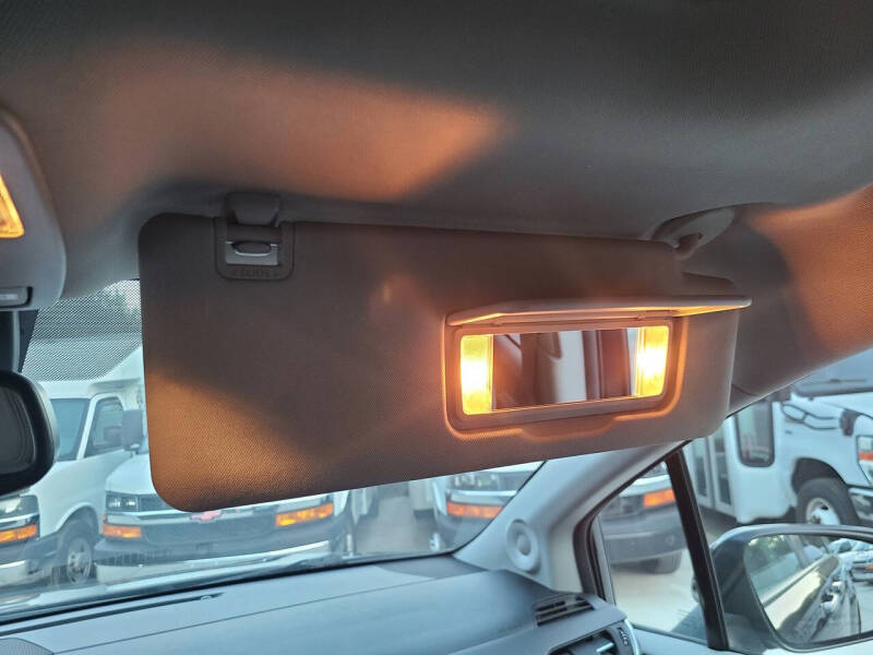 2022 Toyota Sienna XLE 8-Passenger